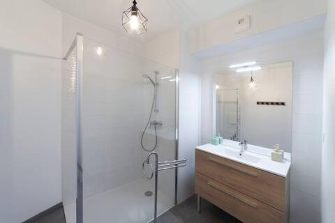 L'esplanade Apartment